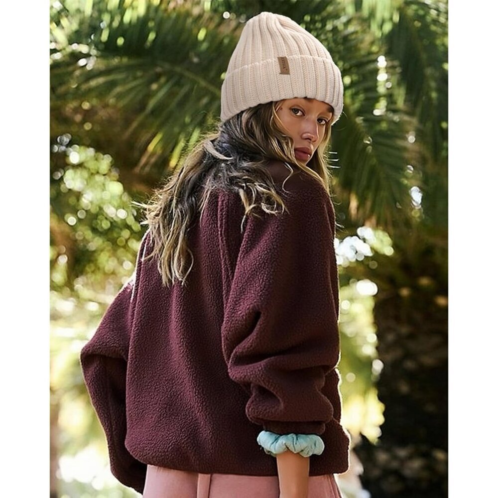 Women’s Winter Beige Fleece-Lined Chunky Knit Beanie Snow Hat Cap - Picture 8 of 8